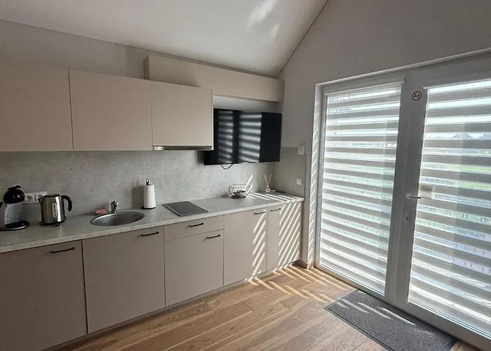Vieno Kambario Apartamentai Monciskese - 600 M Iki Juros Apartman